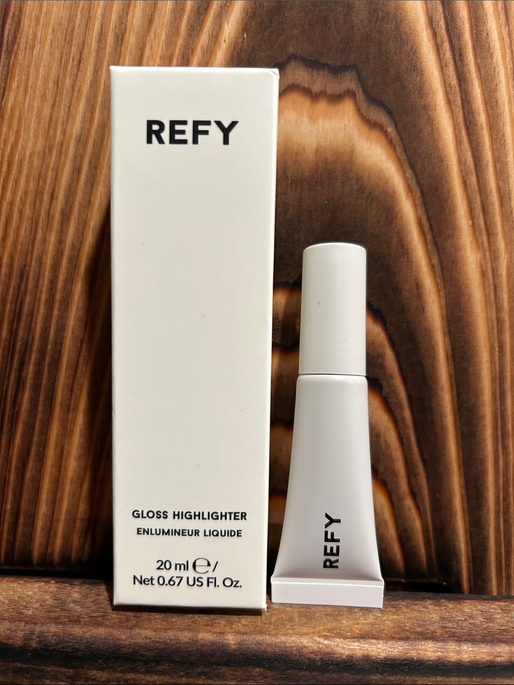 REFY Gloss Highlighter - White/Cream Luminous Liquid and Clear Lip Balm